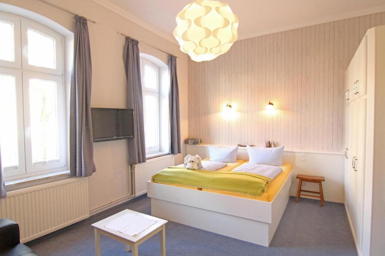 Kapitaenshaus-Lassen-Zimmer-Amistad Hotel Westerland Ngoại thất bức ảnh